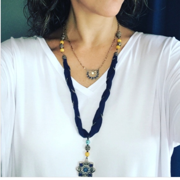 Golden Lotus Two-Row Convertible Necklaced - Picture 1 of 5